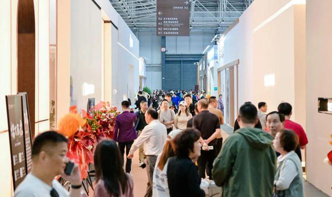 展 实木盛宴大规模、全链路、特色足！CQ9电子游戏2025青岛国际家具(图2)